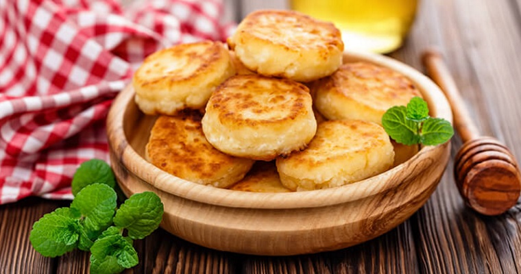 Элементарная кухня. Сырники,